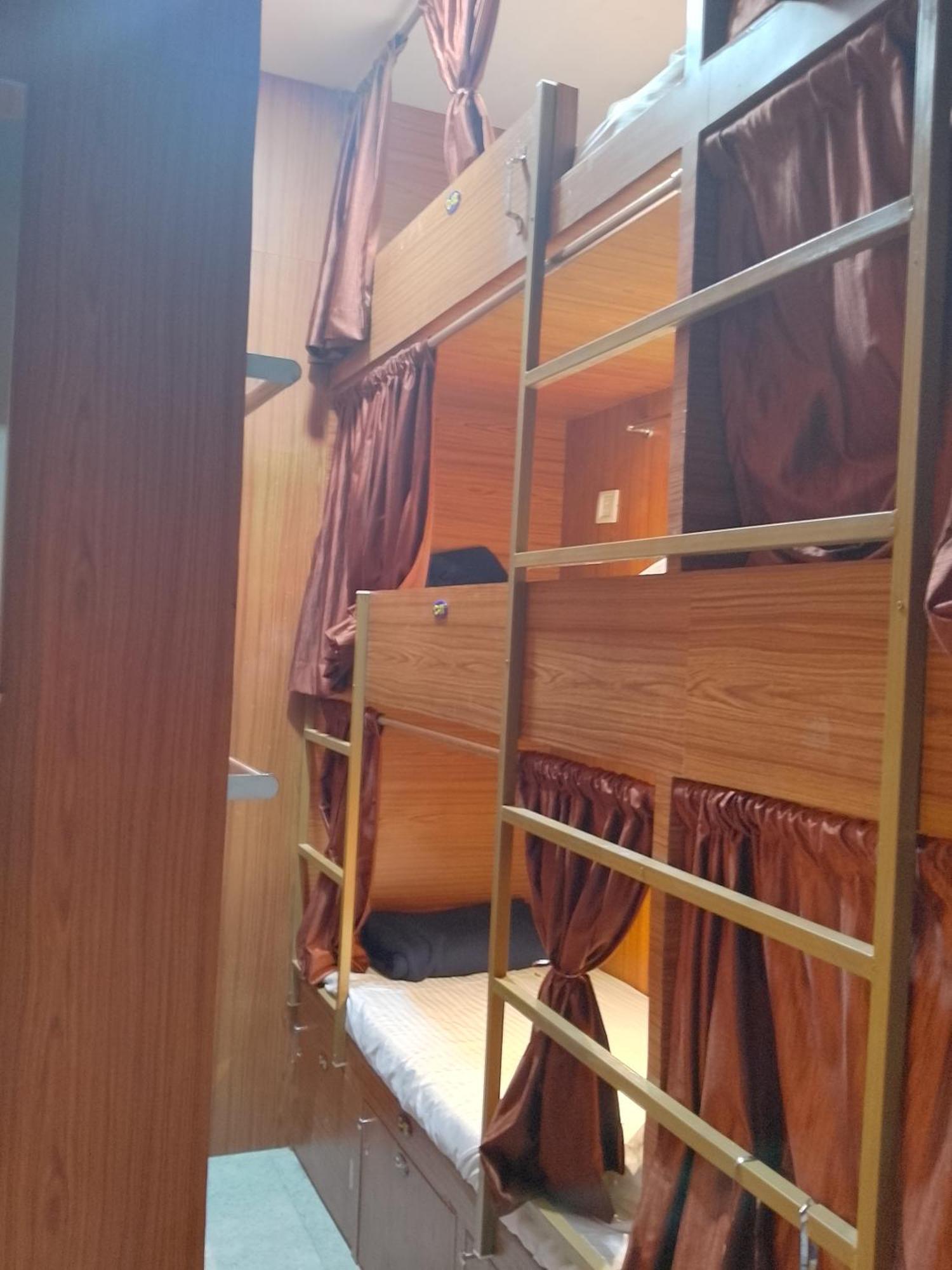 Kufa Pg Dormitory - Mumbai — Photos 1